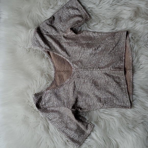 Guess shimmery crop top - Picture 2 of 3